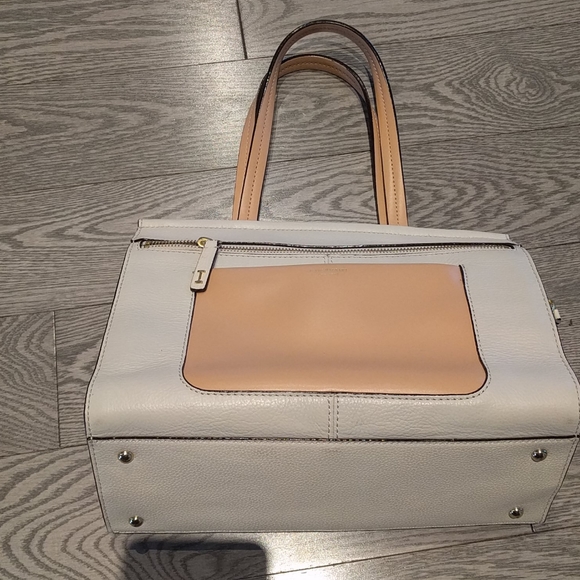 🌼 Beautiful genuine leather bag by Isaac Mizrahi - Picture 7 of 13